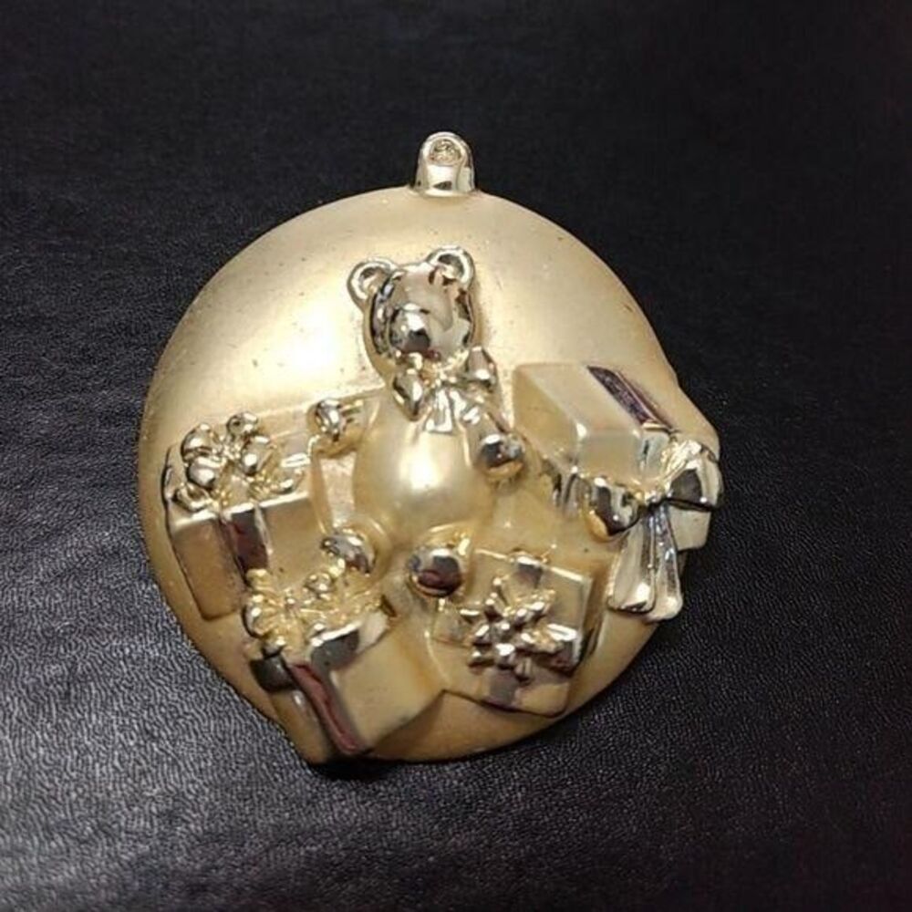 AJC Vintage Brushed Gold Tone Round Holiday Ornament Brooch